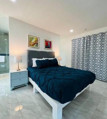 Ocean Views 1-Bdrm Condo W-Pool