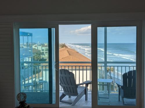 Oceanfront 2Br-2B in Satellite Beach - Ocean Views