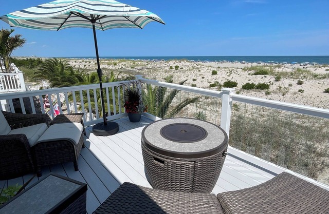 Oceanfront, 3 BR on 79th Street in Sea Isle with NEW DECK and AMAZING VIEWS!