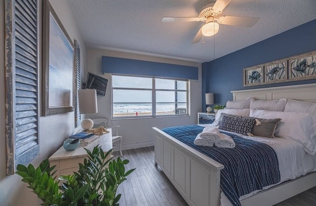 Oceanfront Beach House w/Family Amenities