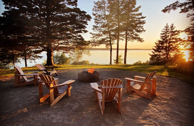 Oceanfront Family Getaway - 8 Bedrooms, 5 Private Acres, Amazing Sunsets