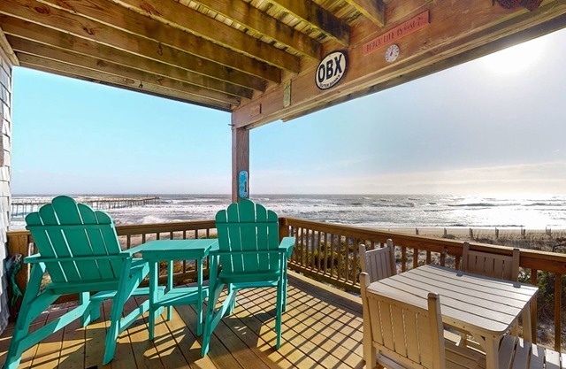 Oceanfront- Tressa Terrace - Beachfront - Amazing Ocean Views - Large Pool