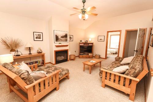 Oceanside, Remote Quiet Area, Secluded, Screened Porch, 4x2018, Wash Woods
