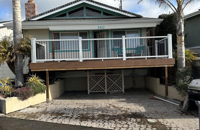 Oceanview Bungalow With Hot Tub - Walk To Beach - Pet Friendly