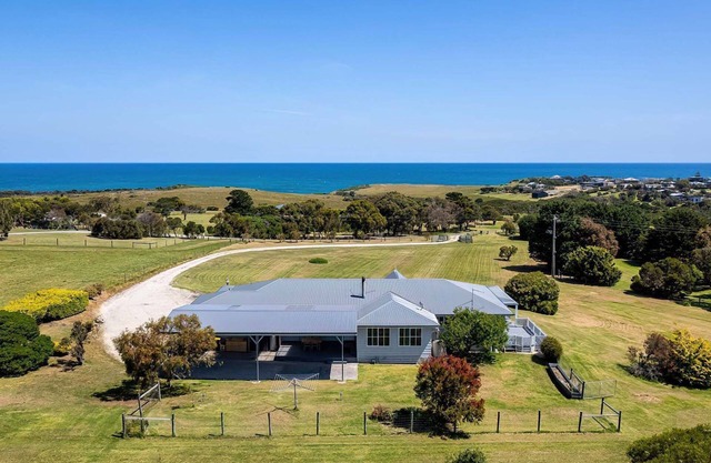 Oceanview On the Hill