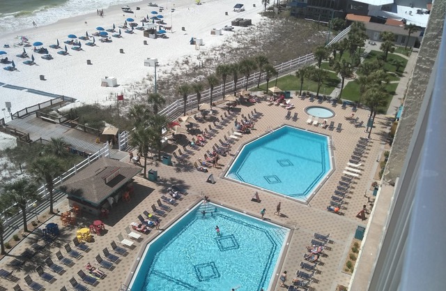 October $110.00/nt. week days (Monday-Thursday) Right on the beach! hurry.nnnn