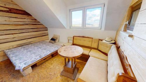 Off-grid Eco Farm Dolinka