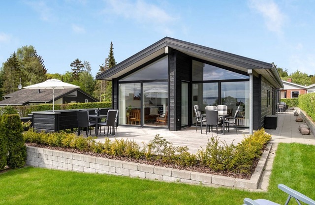 "Øgoti" - 250m from the sea by Interhome