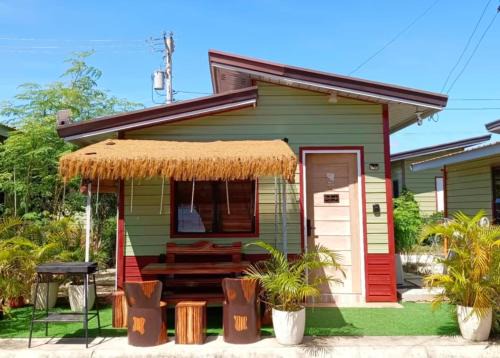 Olango Island - S&E-2 Tiny Guest House Fully Furnished with Hot Shower, Washer, Wi-Fi, Netflix Olango Island - S&E-1 Tiny Guest House Fully Furnished with Hot Shower, Washer, Wi-Fi, Netflix & King size bed