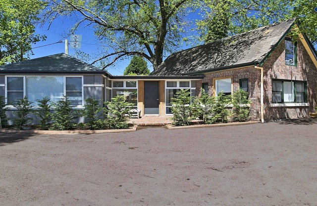 Old Bank Stables – north facing sun patio, outdoor furniture and BBQ