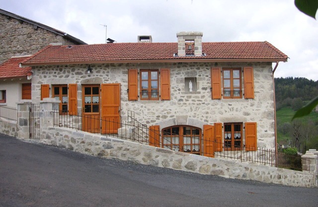 Old house of assembly in the heart of Auvergne