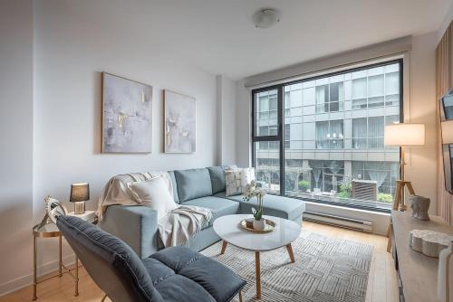 Old Port Upscale - Free Indoor Parking