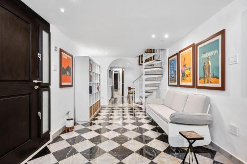 Old San Juan Art Loft Fast Wifi Near El Morro