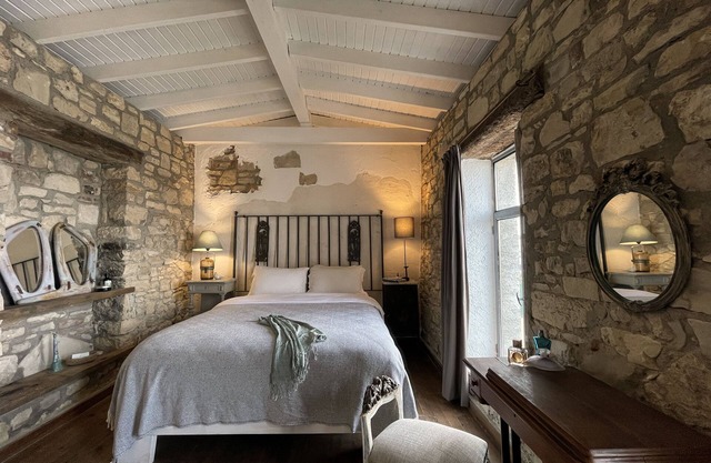 Old Stone House with Private Garden Close to Urla City Center