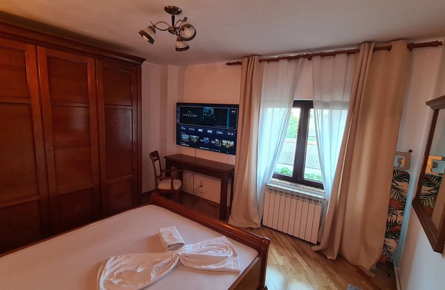 Ole Apartment 120 SQM - Aut. Ministry of Tourism - Spacious and Serene Space