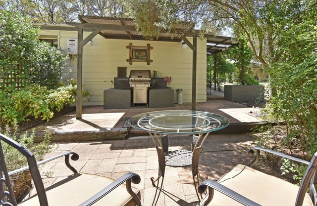 Olive Grove 1 Studio with share pool in Central Vineyards