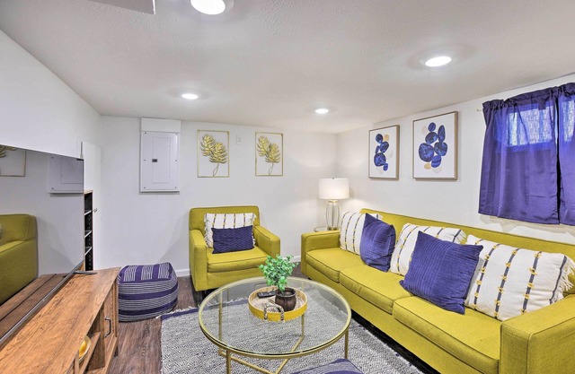 Omaha Vacation Rental ~ 4 Mi to Downtown