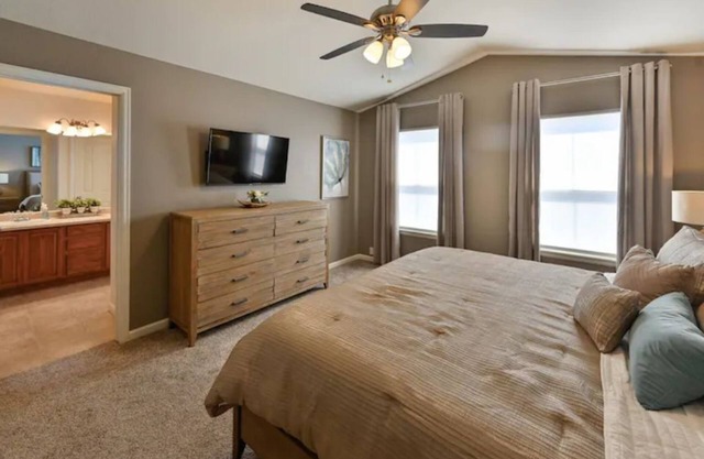OMG, cozy Long-Term stays are welcome. This property has everything you need!