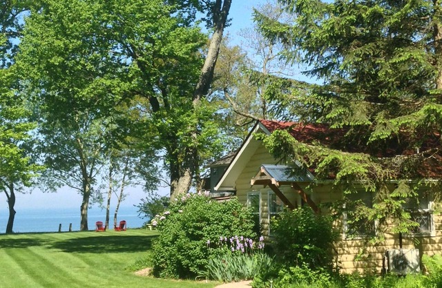 On Lake Michigan, Bright,Light & Airy Summer Haven, Gorgeous Views,Sand Beach