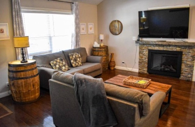 "On the Rocks" Bourbon Trail Getaway