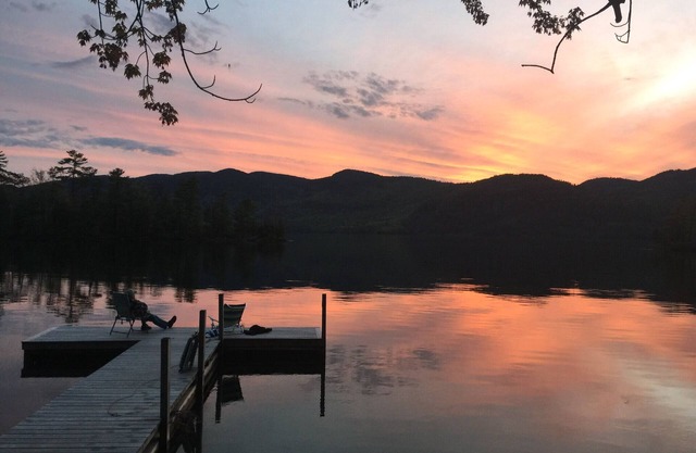On Water, Gorgeous Views, Private 3 Bed Updated Antique Cottage.