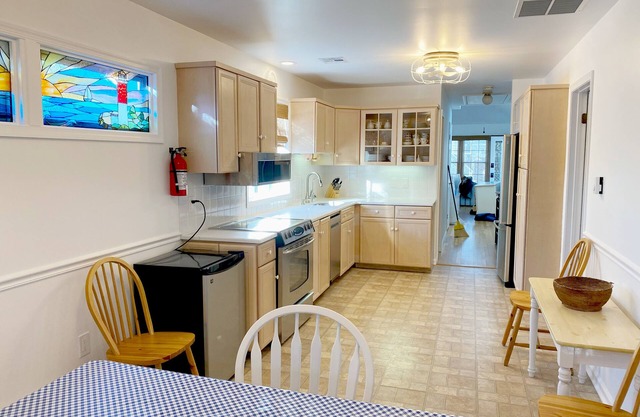 ***ONE AUGUST WEEK LEFT*** June and Sept still available!