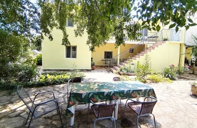One bedroom apartment with balcony Gornji Karin, Novigrad (A-21514-a)