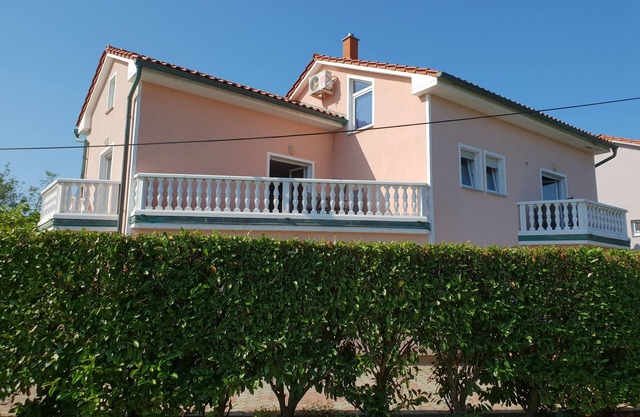 One bedroom apartment with balcony Soline, Krk (A-19324-b)
