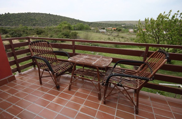 One bedroom apartment with balcony and sea view Ljubač, Zadar (A-6141-b)