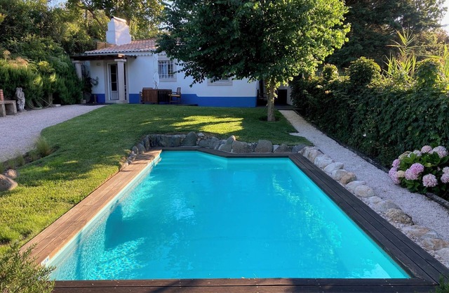 One bedroom cottage with pool set in tranquil settings.