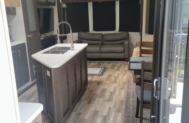 One bedroom with loft near Disney