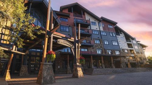 One Steamboat Place #611 Mount Yale