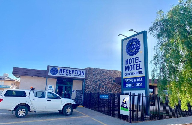 Opal Inn Hotel, Motel, Caravan Park
