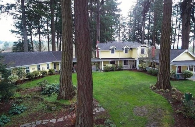 Open Air Therapy In The Heart Of Wine Country - 3 bedroom, sleeps 12