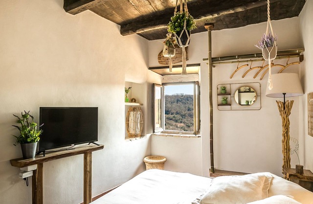 Opera Suites - The Path to Happiness