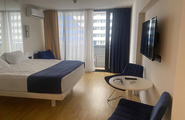 Orbi city apartament