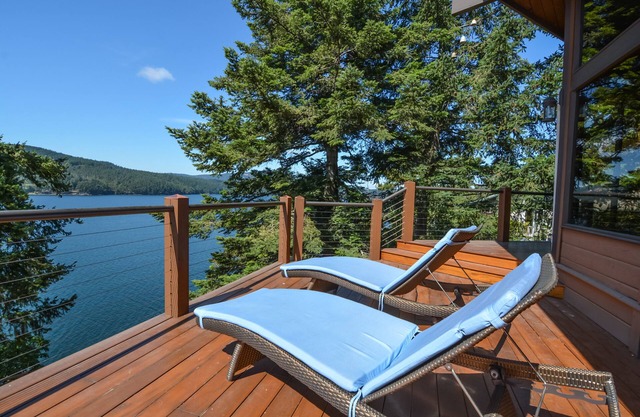 Orcas Island, Island Myth #256