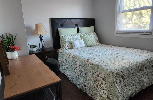 Orchard Secret Private Room