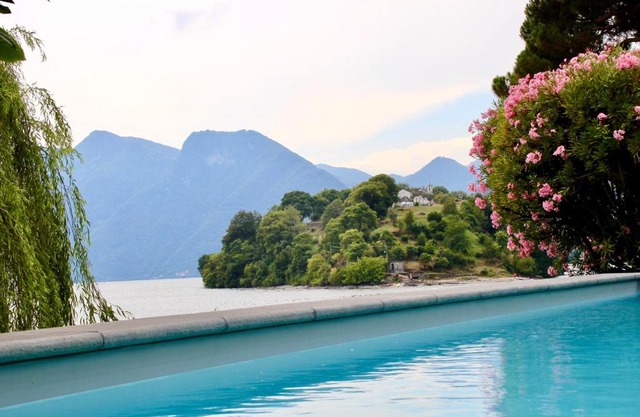 OSSUCCIO PRIVATE POOL VILLA ON THE LAKE-by Italian Apartments