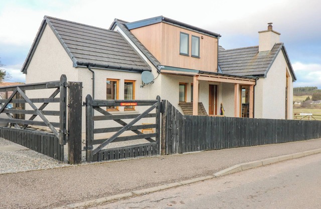 OTAKARO, family friendly, character holiday cottage in Tomintoul