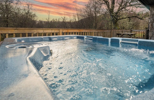 Otter River View Lodge