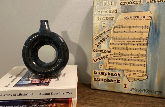 Our Oxford Place Cottage; Walk to Campus, Vaught, and Swayze