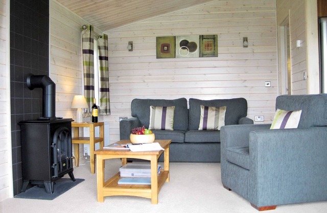 Outstanding, stylish lodge perfect for couples.