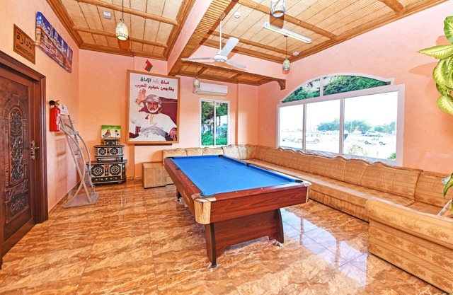 OYO 139 Al Ghadeer Hotel Apartments