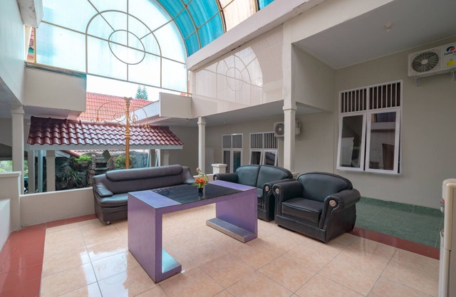 OYO 1962 Anugerah Wisata Hotel