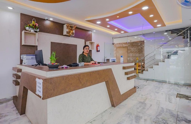 OYO Flagship Hotel Ndh47