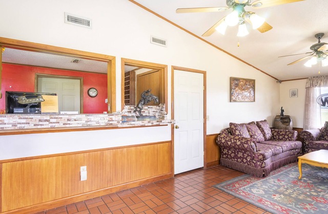 OYO Hotel Daleville AL Hwy 84