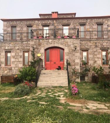 Pırnal Köy Evi