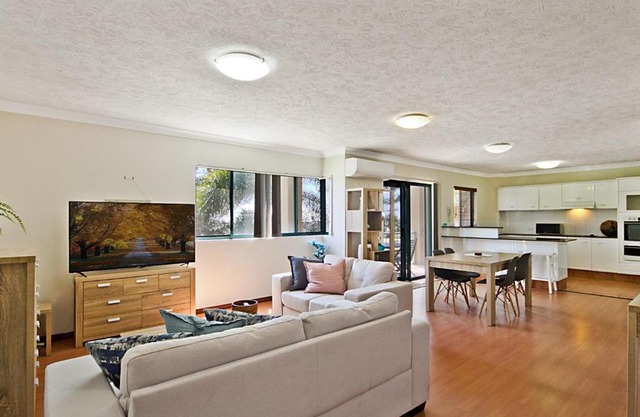 Pacific Place Unit 7 2 Graham Street Bilinga