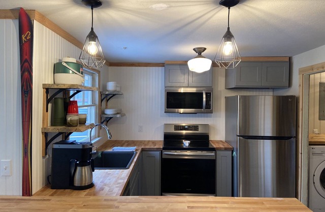Packwood’s BaseCamp@MtRainier 2bd/2bth-pets